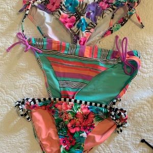 Juniors swimsuit bottoms - one size M (top one) two Size L $4 Each 3 for $10